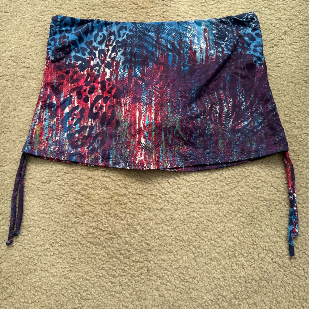 NWT liquido active swim skirt size M